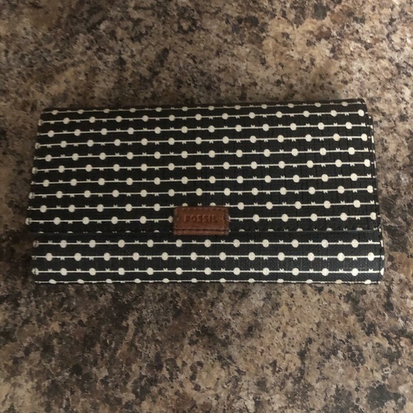Fossil Trifold Wallet 🔑 Key Print - Picture 1 of 6